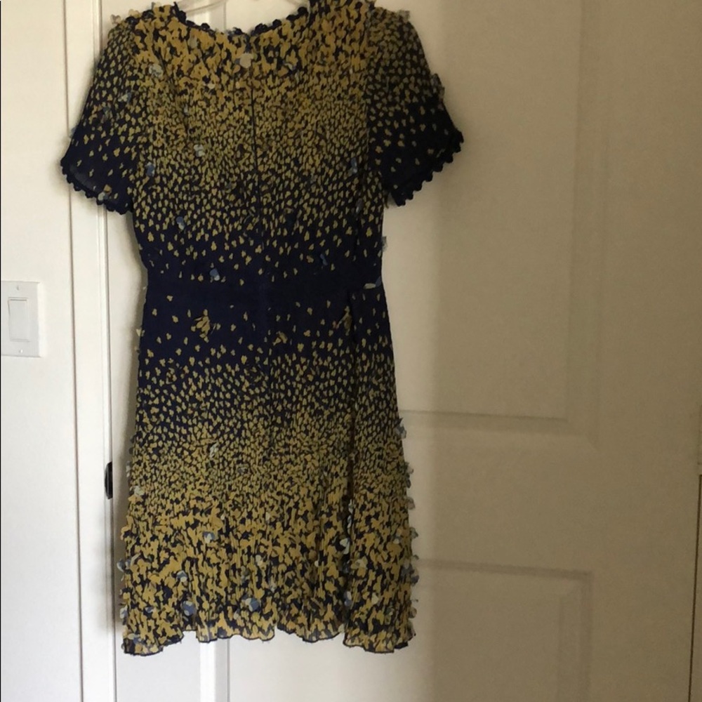 Dress - Picture 2 of 4